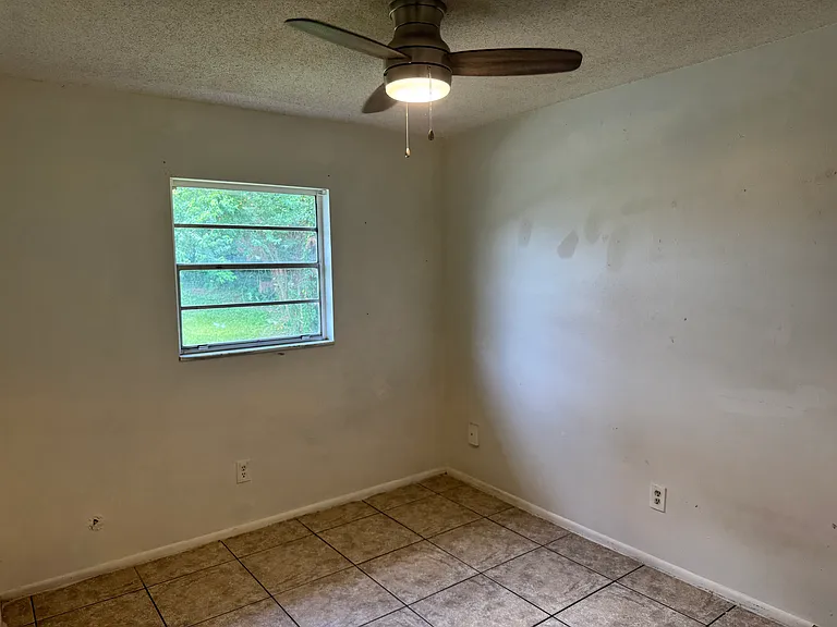 135 Lake Harriet Dr — Photo 11