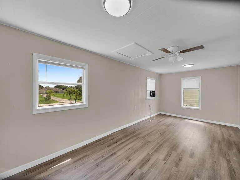 2950 Packinghouse Rd — Photo 8