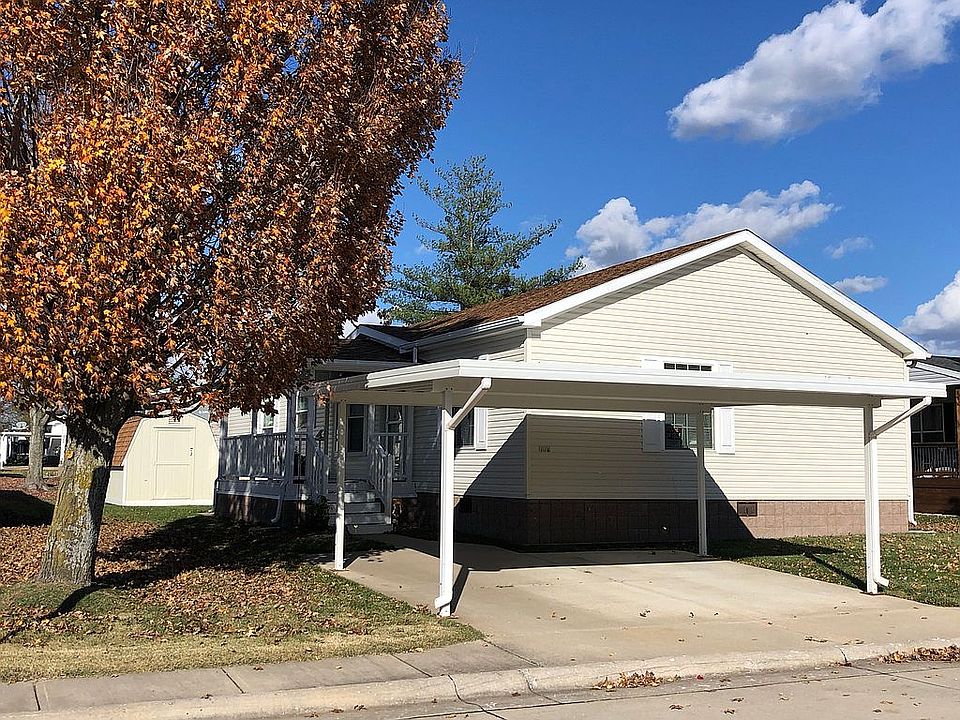 2nd image of 402 Leisure Ln
