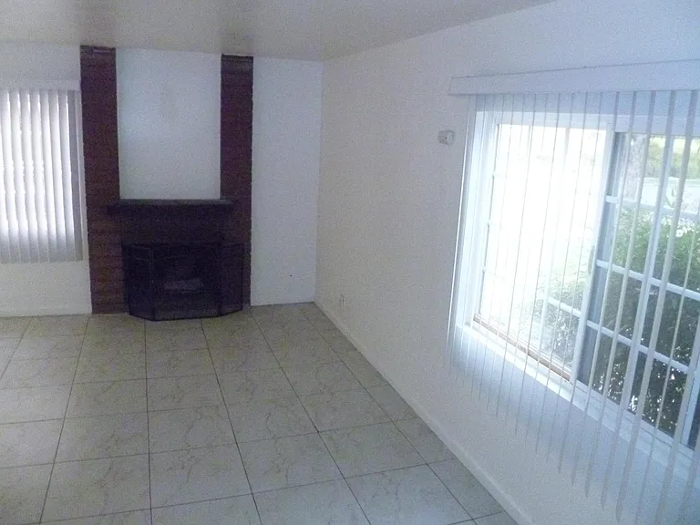 4978 Liverpool St — Photo 7