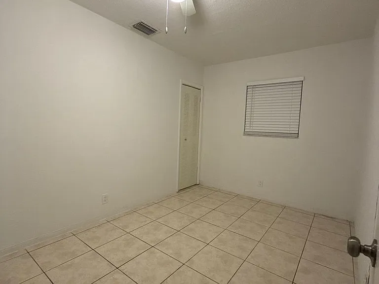 2830 Fillmore St — Photo 6