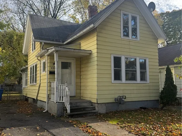 686 Seward St, Rochester, NY 14611