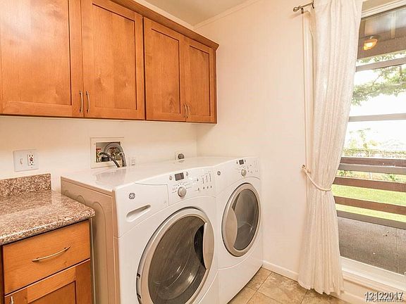 3rd image of 98-1352 Nola St APT B