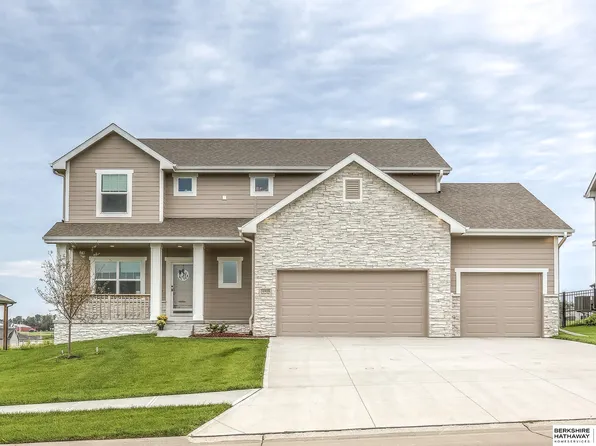16909 Daniel St, Bennington, NE 68007