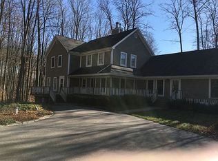 2431 S Schomberg Rd, Lake Leelanau, MI 49653