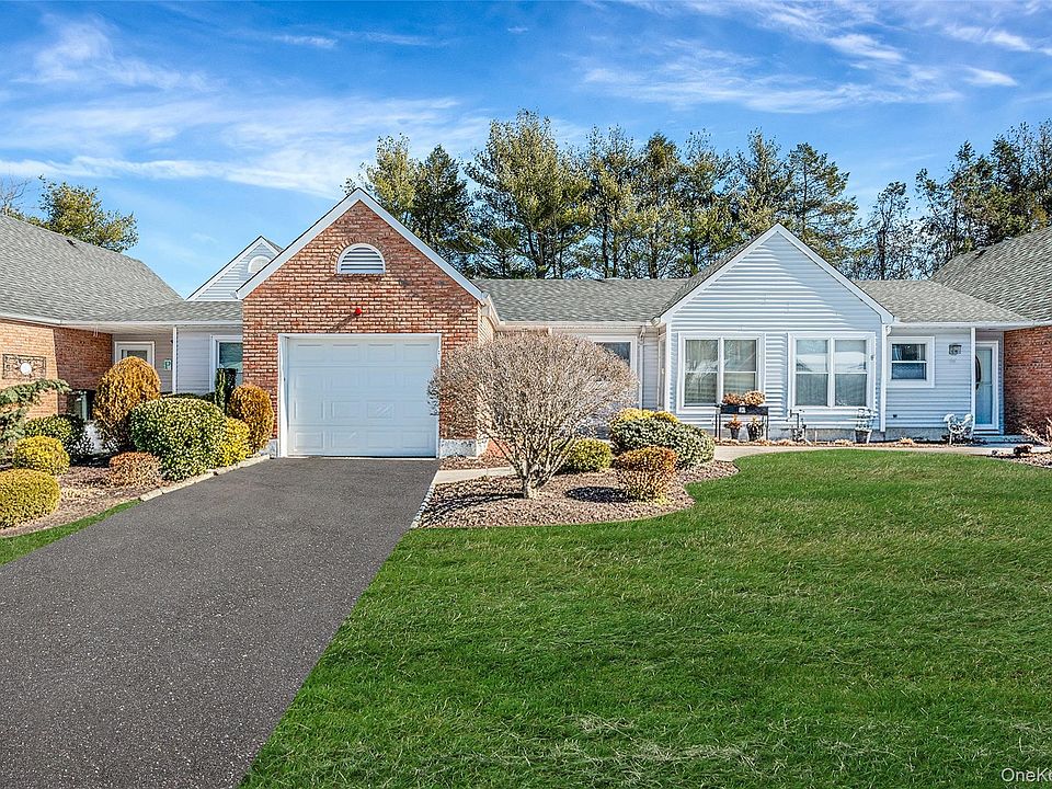 1st image of 35 Chippendale Drive