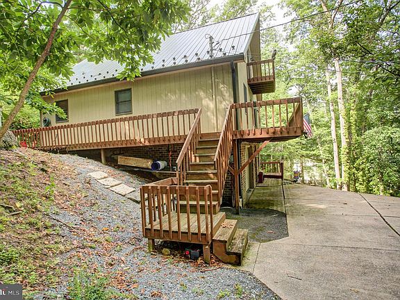 5th image of 8140 Michaux Dr