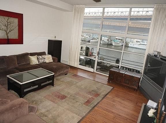 2nd image of 7 N Columbus Blvd APT 135