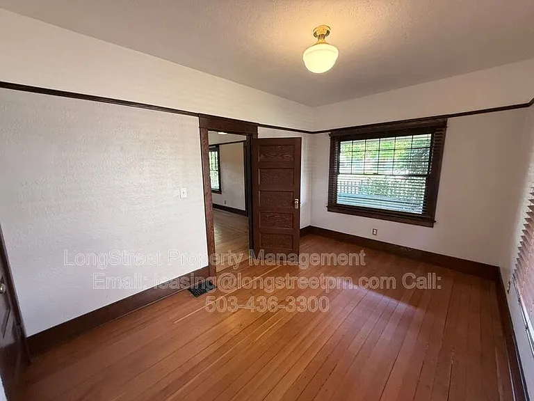 2320 State St — Photo 18