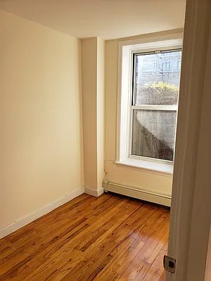 Rented by H L Dynasty Real Estate Corp | media 19