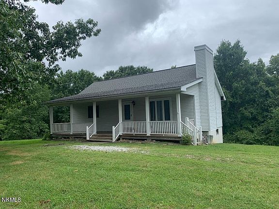 4th image of 340 Bell Ln