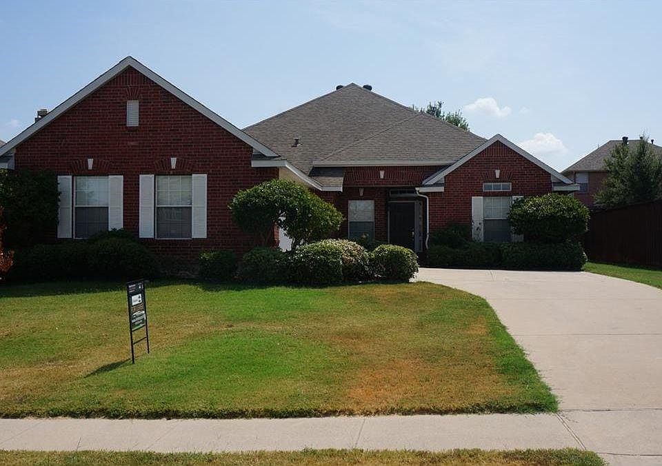 1st image of 1404 Kenya Dr