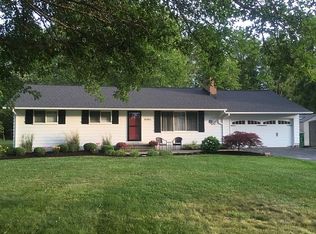 8495 Cranwood Dr, Chesterland, OH 44026