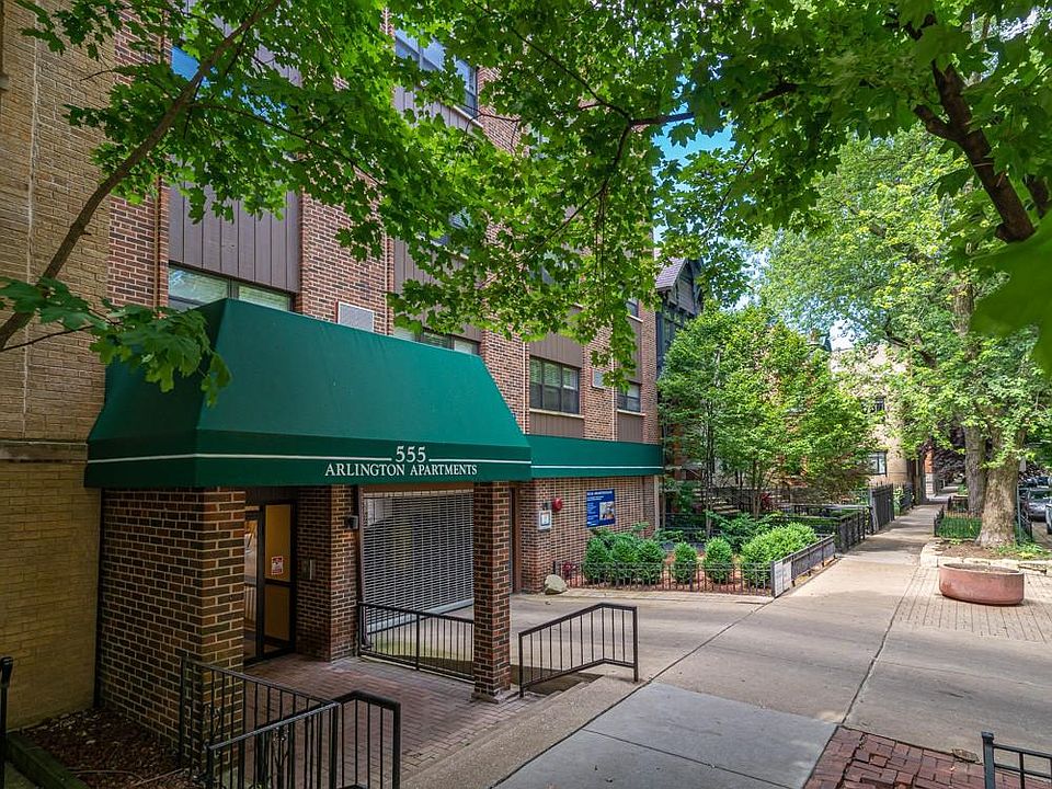 1st image of 555 W Arlington Pl APT 403