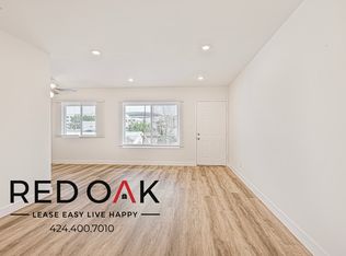 1088 1/2 W 39th St #12, Los Angeles, CA 90037