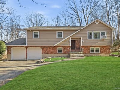 42 Bayberry Hill Road, Mahopac, NY, 10541