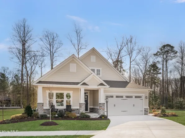 4008 Farmfield Drive, Navassa, NC 28451