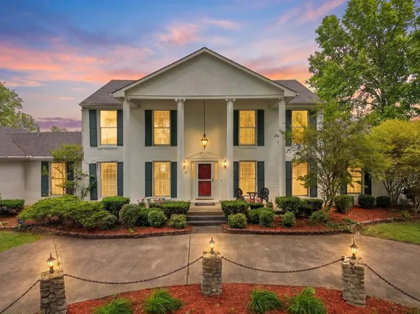 1109 Ashwood Dr, Maysville, KY 41056