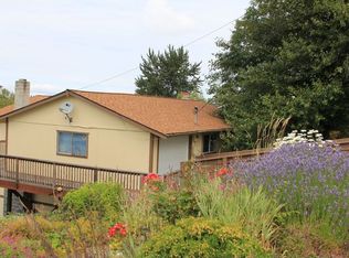 5915 16th Ave SW, Seattle, WA 98106