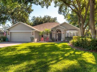 19123 Park Place Blvd, Eustis, FL 32736