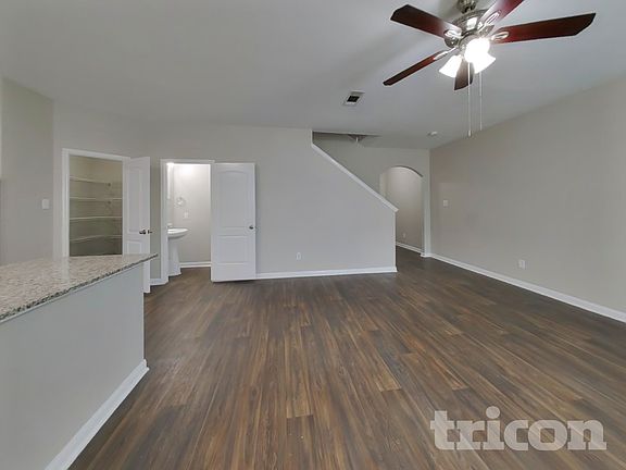 3rd image of 2046 Sweet Lilac Dr