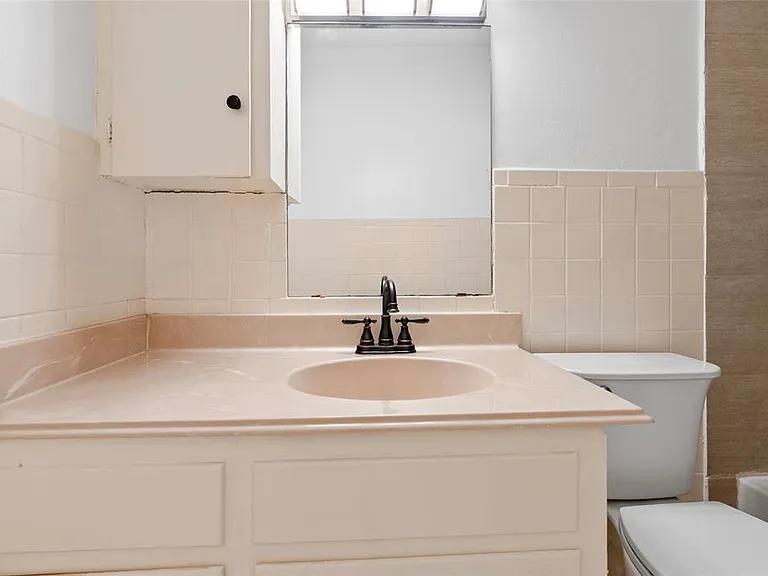 4001 Western Cir — Photo 11