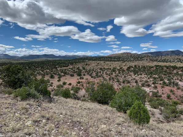 9 Pinon Springs Rd, Magdalena, NM 87825