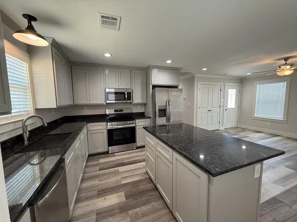 575 Farm To Market Rd #371-105, Gainesville, TX 76240
