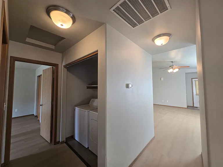 500 E Kristen Ave — Photo 11