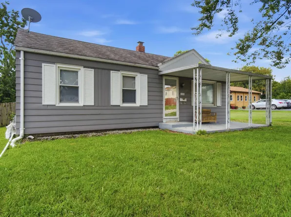 2106 W Forrest Hill Ave, Peoria, IL 61604