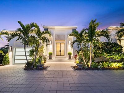 4220 Crayton Rd, Naples, FL, 34103