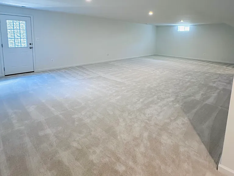151 Capulet Ct — Photo 17