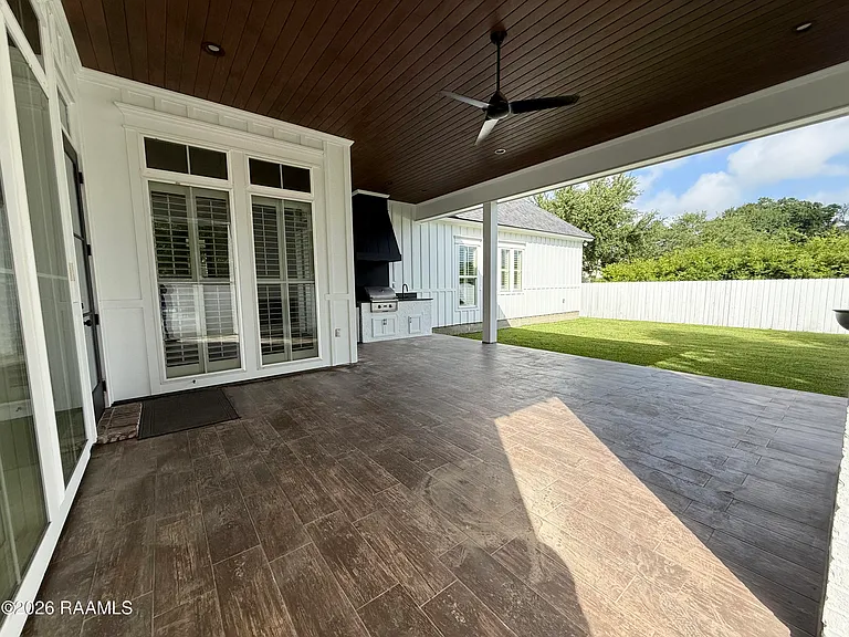 102 Orchard Park Ave — Photo 35