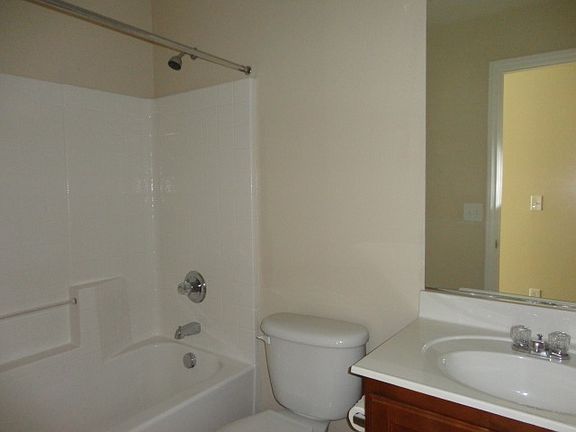 5th image of 8432 Lucero Ave