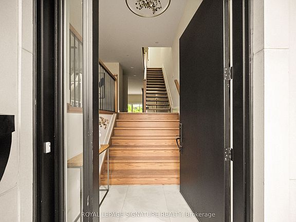 4th image of 62 Ash Cres