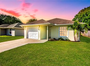 1525 18th Ave SW, Vero Beach, FL 32962