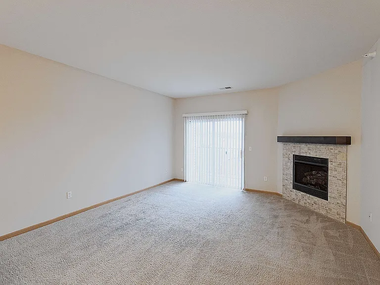 Gateway Park Apartments — Photo 37
