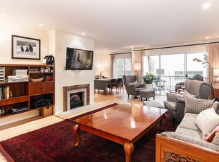 11965 Gorham Ave APT 304, Los Angeles, CA 90049