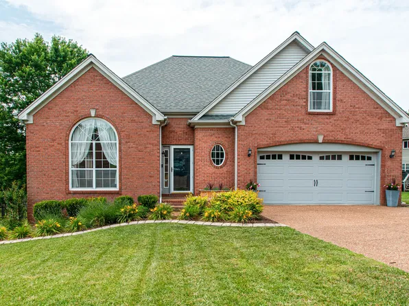 7824 Farmington Pl, Nashville, TN 37221