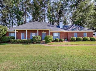204 Devonport Cir, Raymond, MS 39154