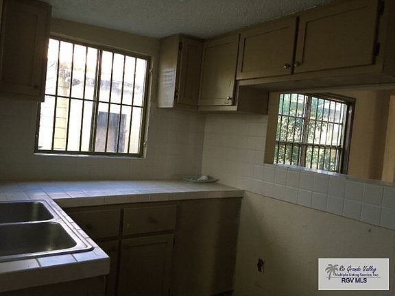 2nd image of 4347 Palma Blanca Dr