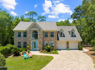 1694 Bretton Cv, Niceville, FL 32578