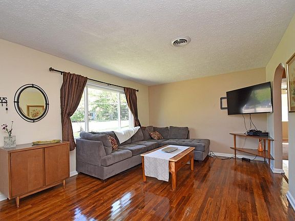 5th image of 4285 Zeller Dr