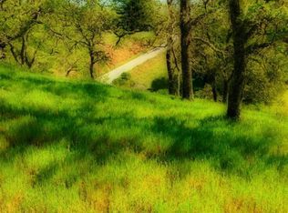 2105 Laguna Vista Dr, Novato, CA 94945