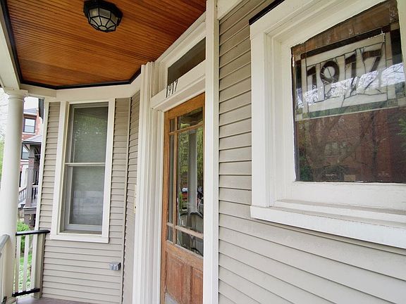 2nd image of 1917 W Berteau Ave APT 2