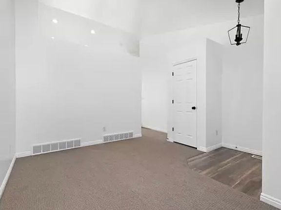 3rd image of 56 W 450th Cir N