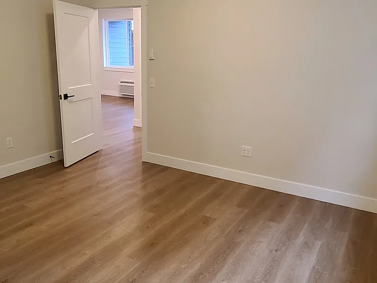 810 Cooley St #102 — Photo 13