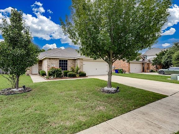 3rd image of 3016 Graystone Ct