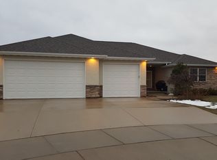 1312 Rita Ct, Appleton, WI 54915