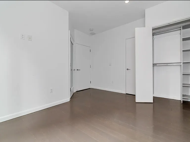 830 8th Ave #7B — Photo 5